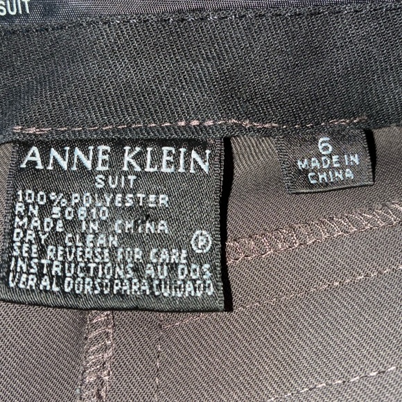 ANNE KLEIN taupe trousers, flat front, high waist, wide leg, side pockets. 6 - Picture 10 of 17